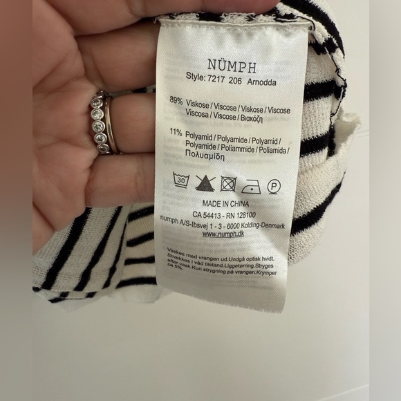 Numph Lightweight Striped Knit Crewneck, size large. - Picture 8 of 8